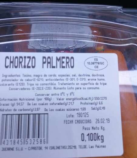 Imagen del etiquetado de uno de los chorizos palmeros elaborados fuera de la Isla (Foto TA)